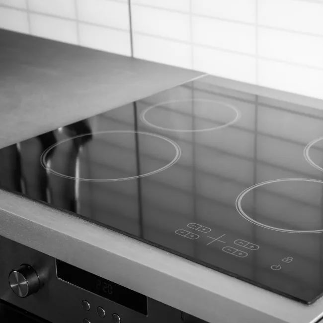 Inductiekookplaat aansluiten